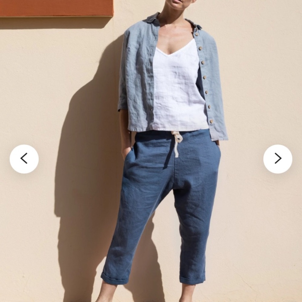 not PERFECT LINEN Cropped Toledo Pants in Denim Blue